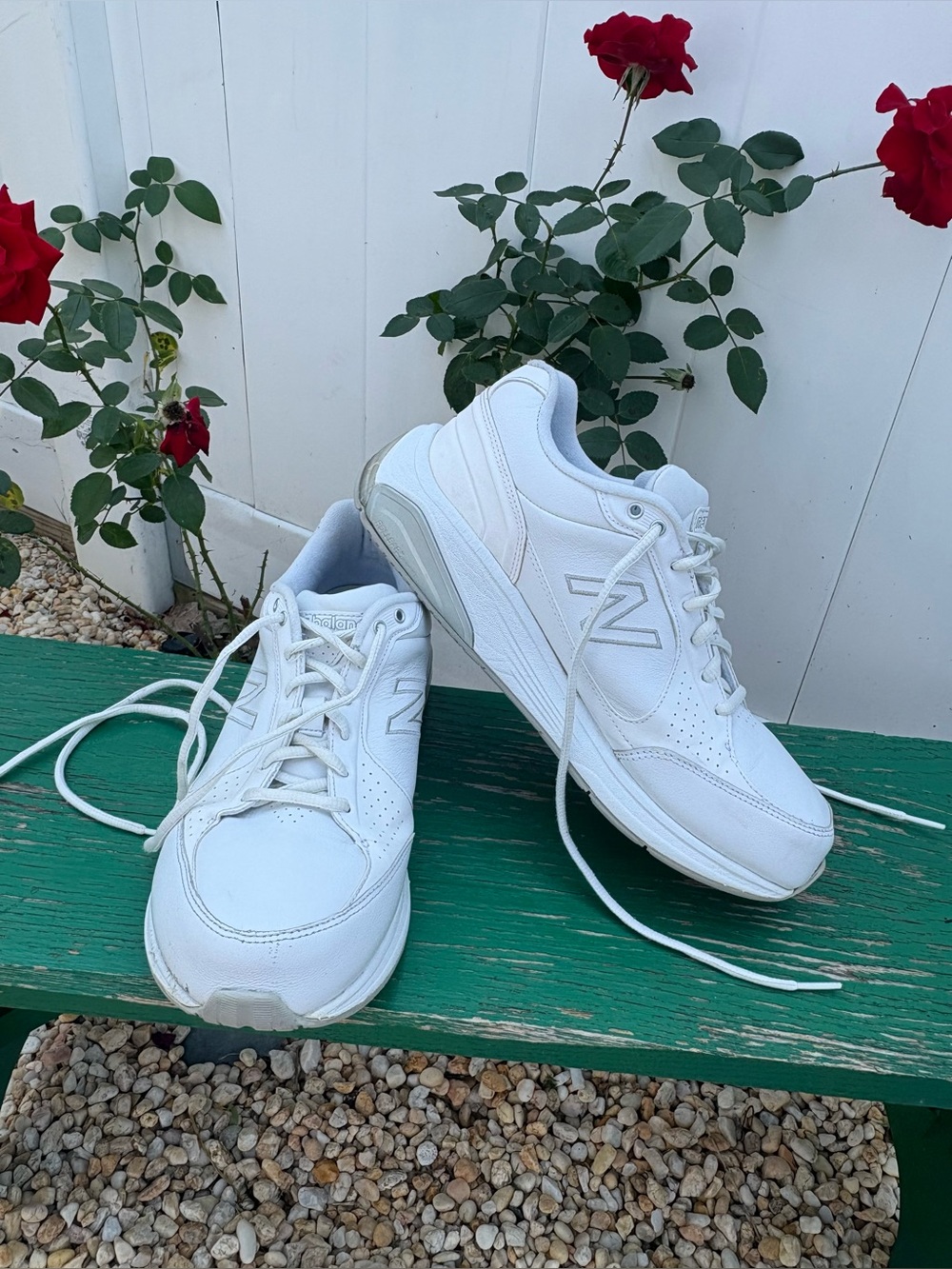 New Balance 928 All white walking sneakers Women’s 10W